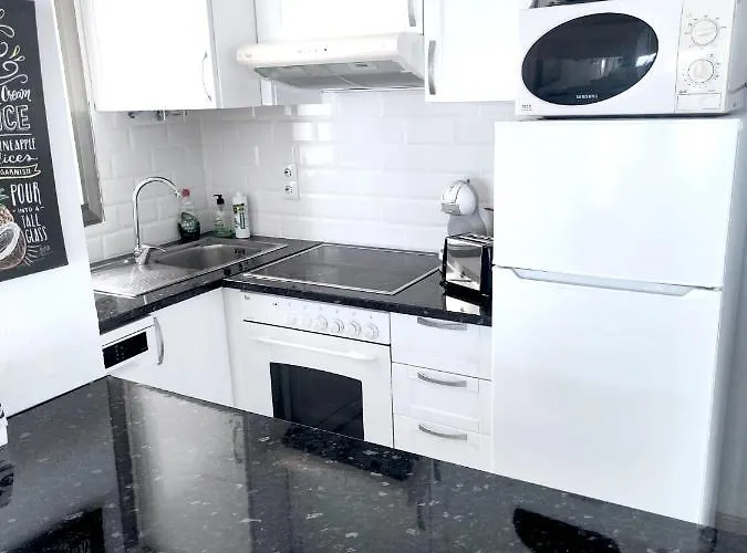 La Playa Blanca 1 Orbiplaya, Pool, Beach Front, Wifi טורבייחה