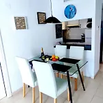 La Playa Blanca 1 Orbiplaya, Pool, Beach Front, Wifi Апартаменты Торевьиа